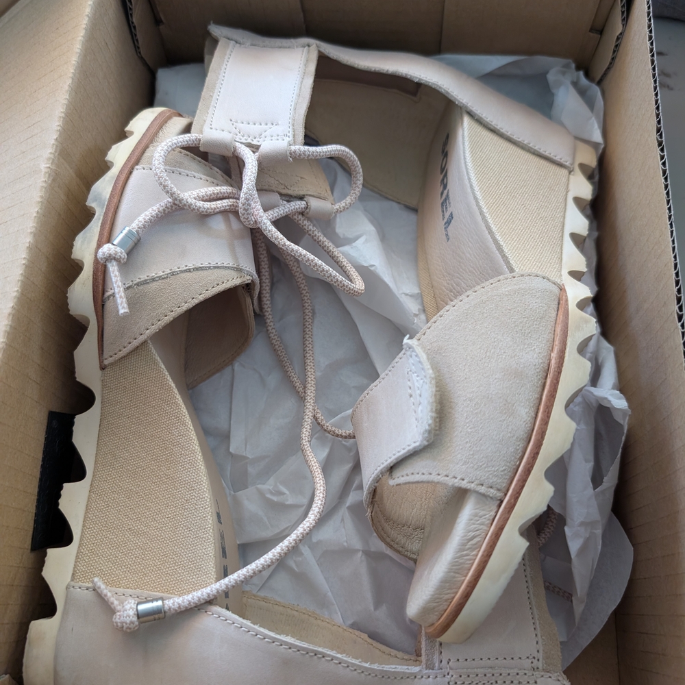 Sorel Women's Cream Sandals